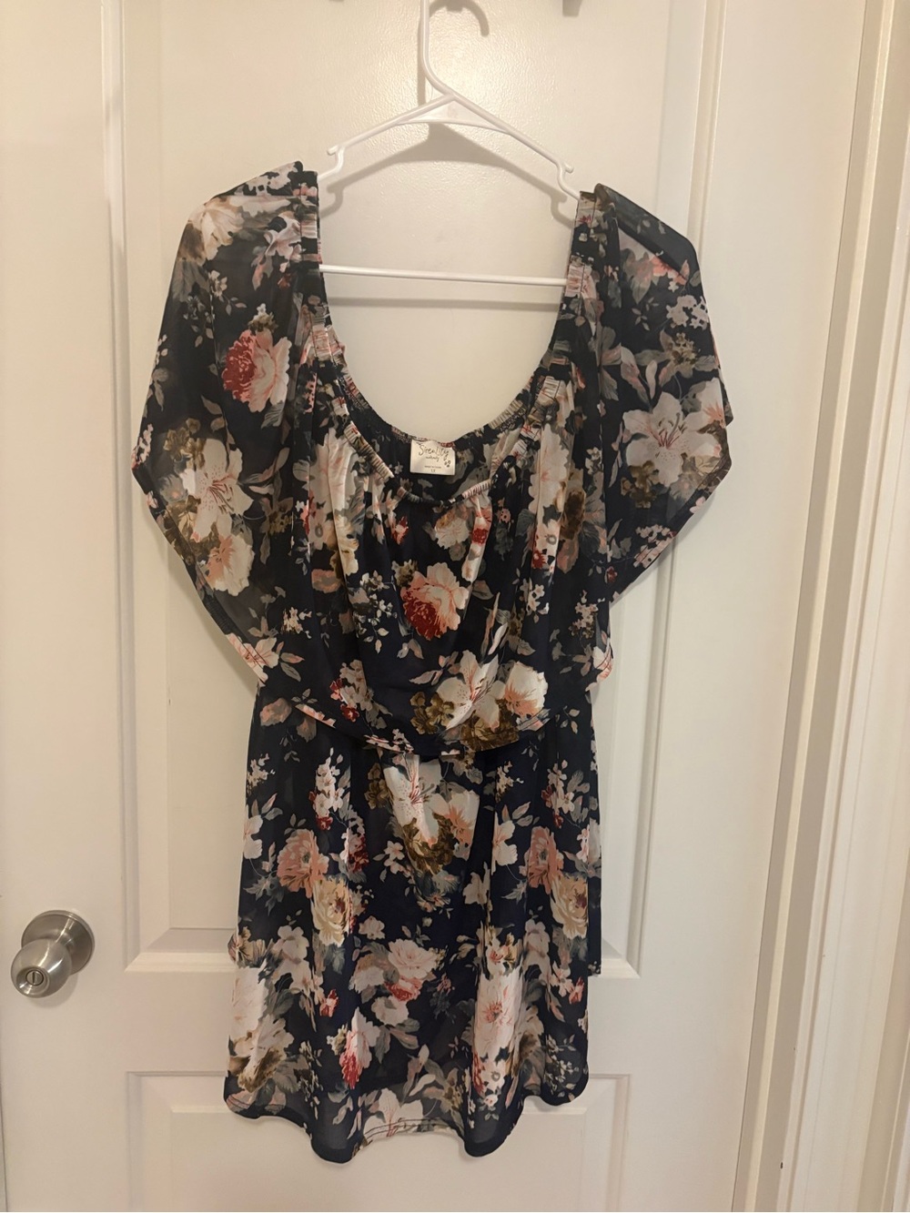 Navy Floral Short Sleeve Blouse size 1xWomen's Casual Tunic